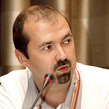Денис Хадеев